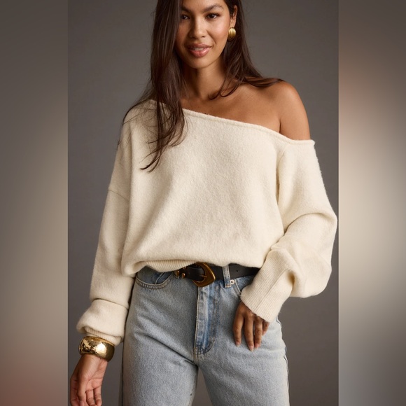 12th tribe Margot cream asymmetrical sweater - Picture 2 of 5